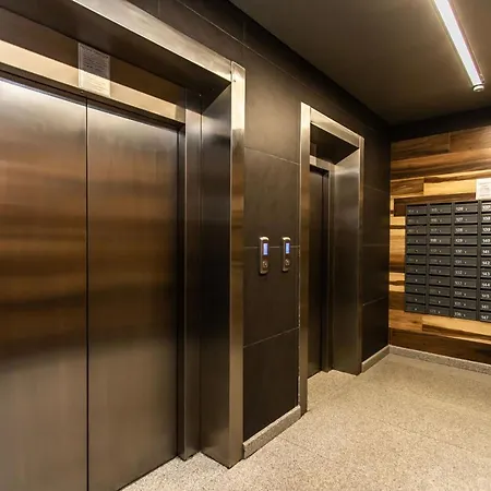 צ'יסינאו Sky House Premium Apartment In City Center מראה חיצוני תמונה