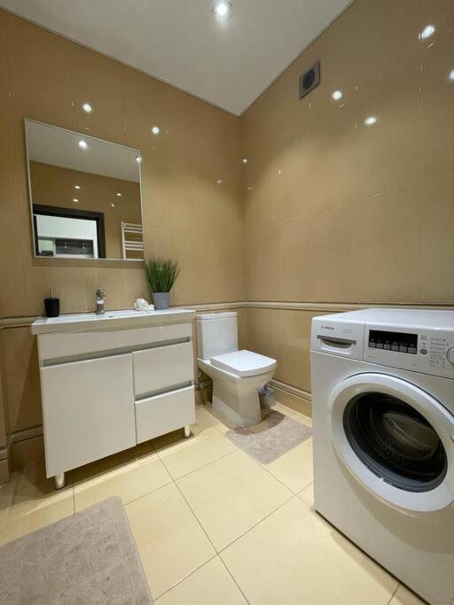 דירה Sky House Premium In Center צ'יסינאו