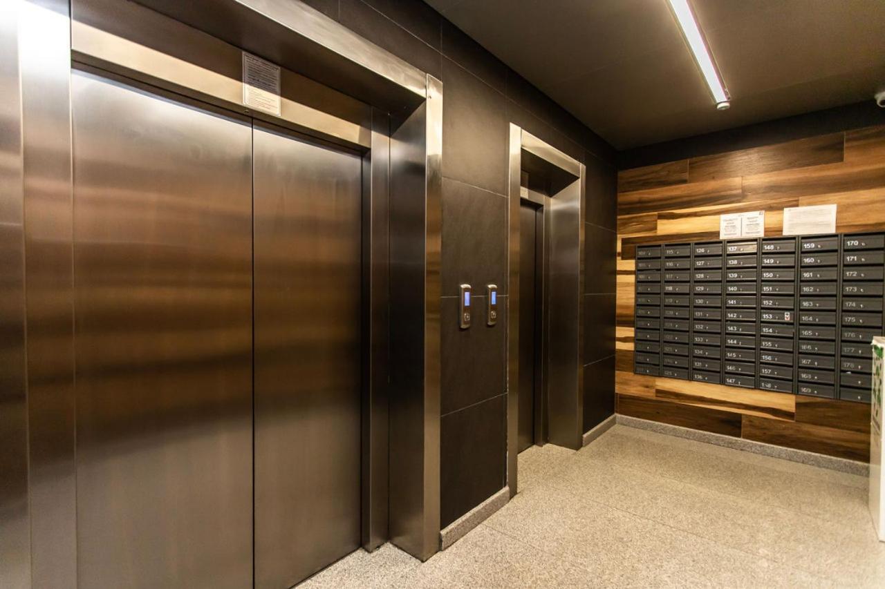 Sky House Premium In Center צ'יסינאו
